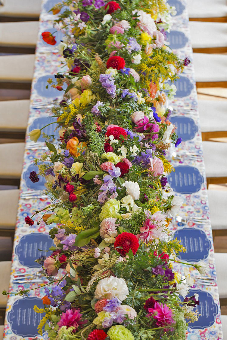 花図鑑 お花いっぱいのウェディングを 春の結婚式に使えるお花特集 Arch Days