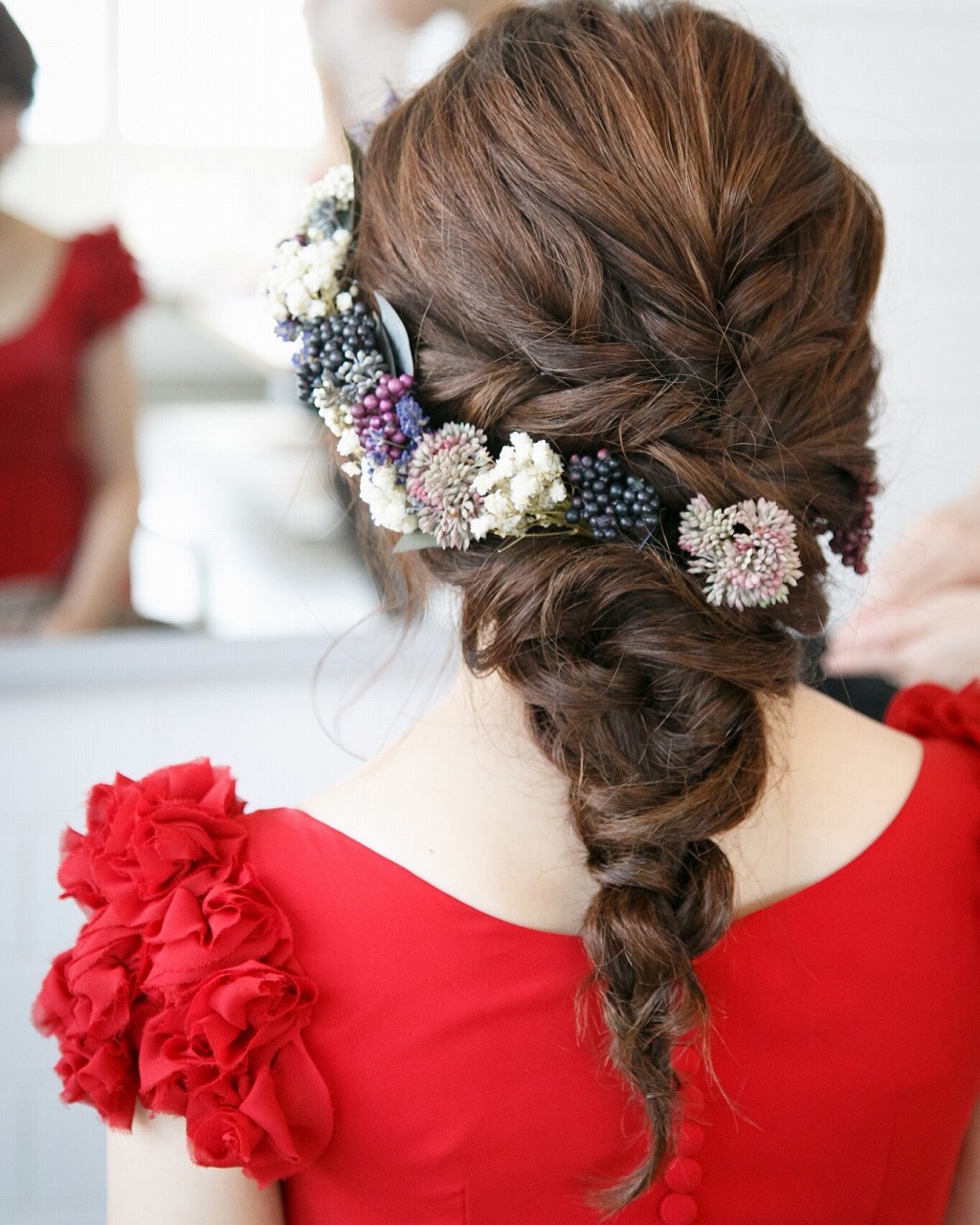結婚式の髪型は決めた とびきり可愛い花嫁ヘアアレンジ10選 Arch Days