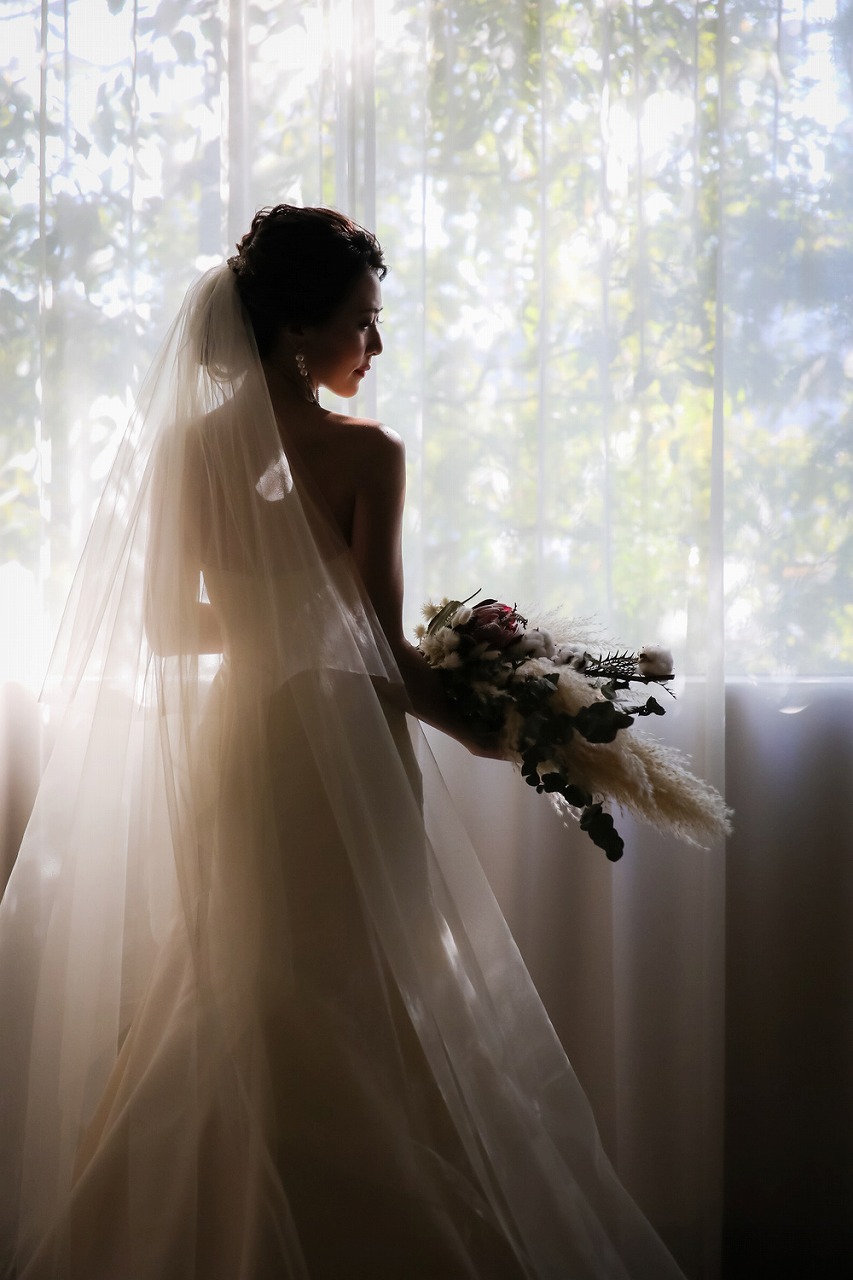 花嫁姿を素敵に魅せる「ウェディングベール」特集 | ARCH DAYS