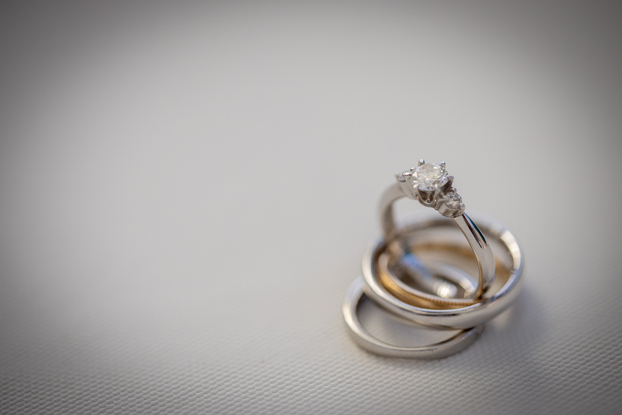 アイテム写真を素敵に残すには 結婚指輪のフォトアイディア12選 Arch Days