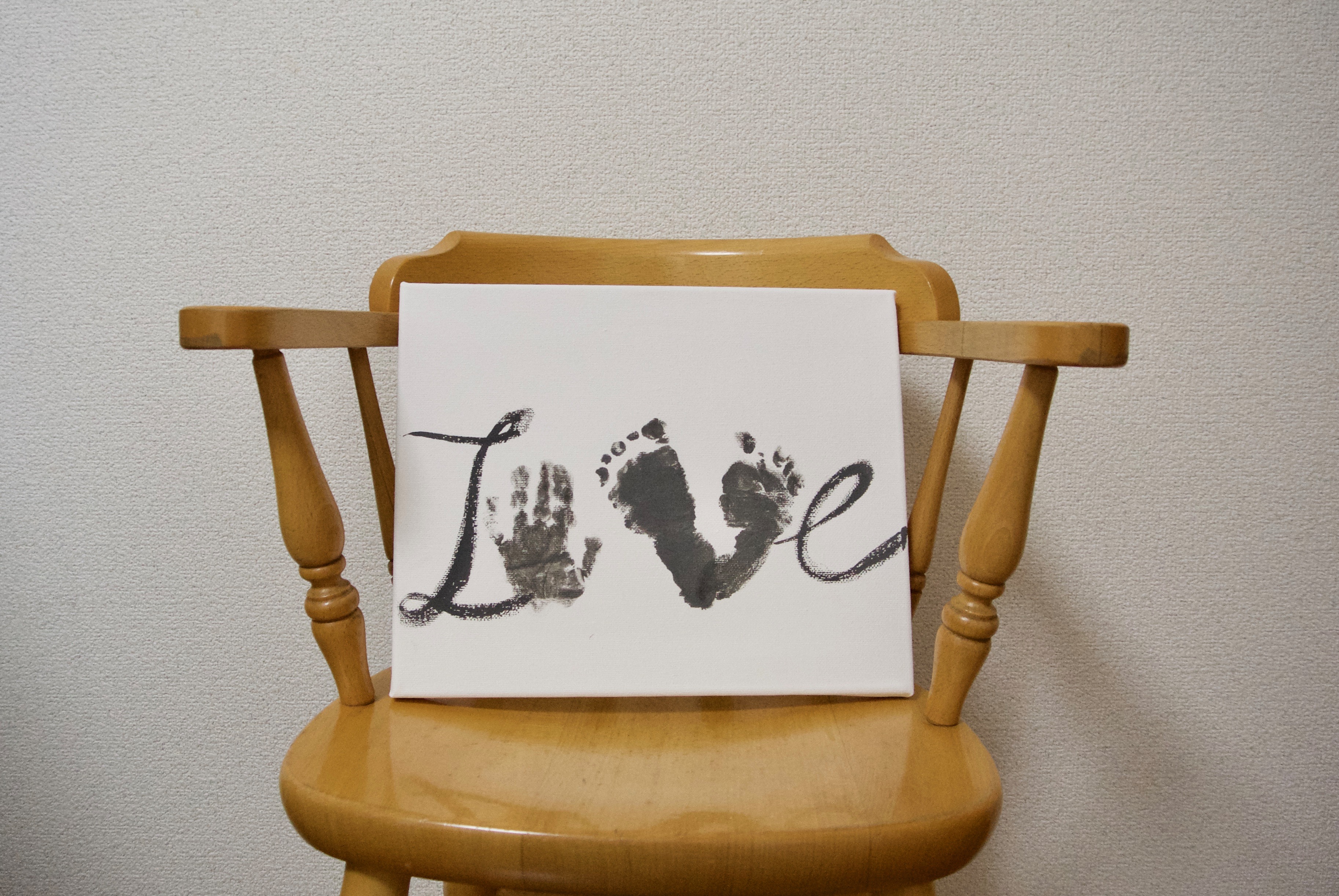 成長の記念を形に 赤ちゃんの 手形 足形 をアートに残すアイディア Arch Days