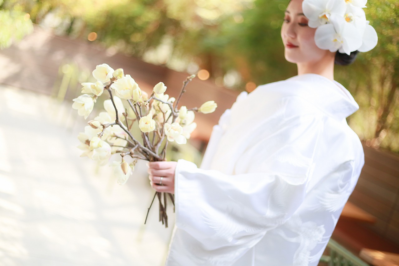 いま和装ウェディングが大人気。オシャレ花嫁が選ぶ素敵な白無垢が見 ...