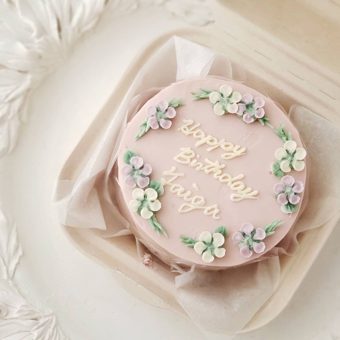 永久保存版 ネット注文できるおしゃれな誕生日ケーキ おすすめの人気ショップまとめ Arch Days
