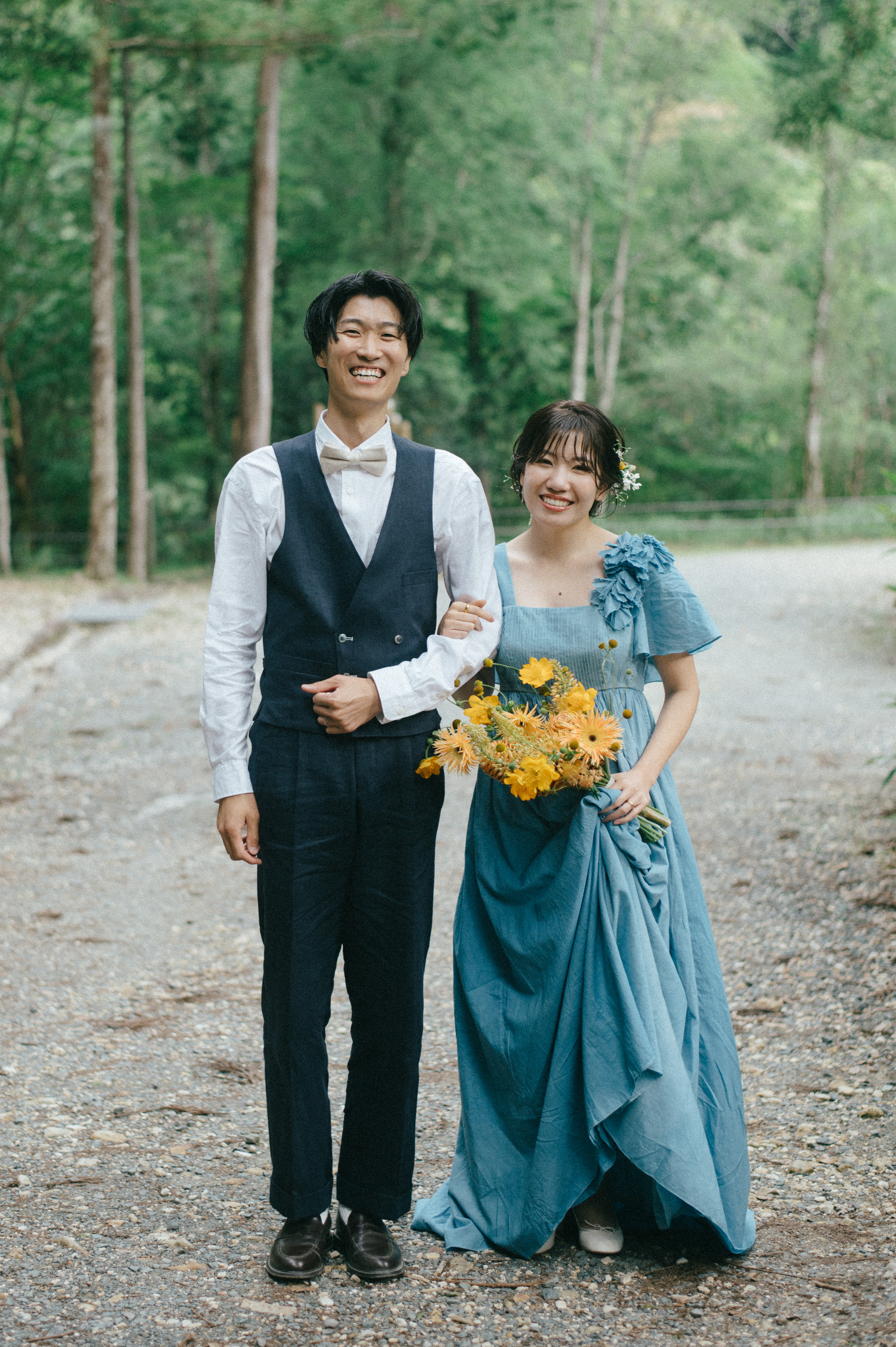 カラードレスブルー　結婚式　披露宴 お色直しは水色・ロイヤルブルー・ネイビーで♡青系カラードレス10選