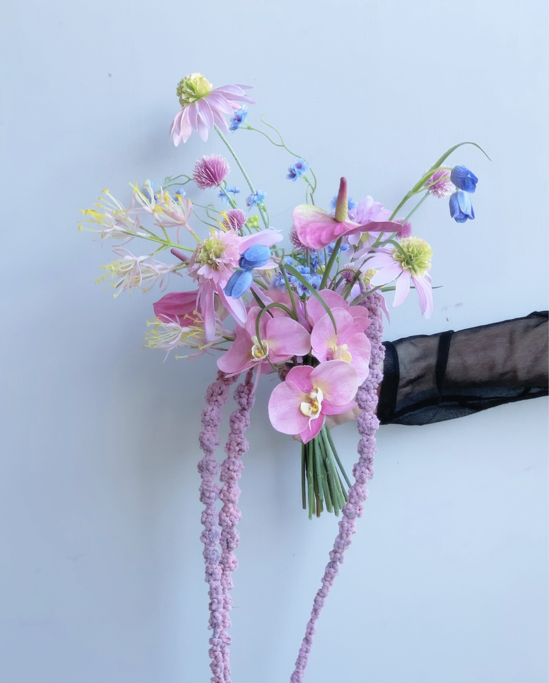 アートPOPな世界観「L.i.F design」のお花を独占特集