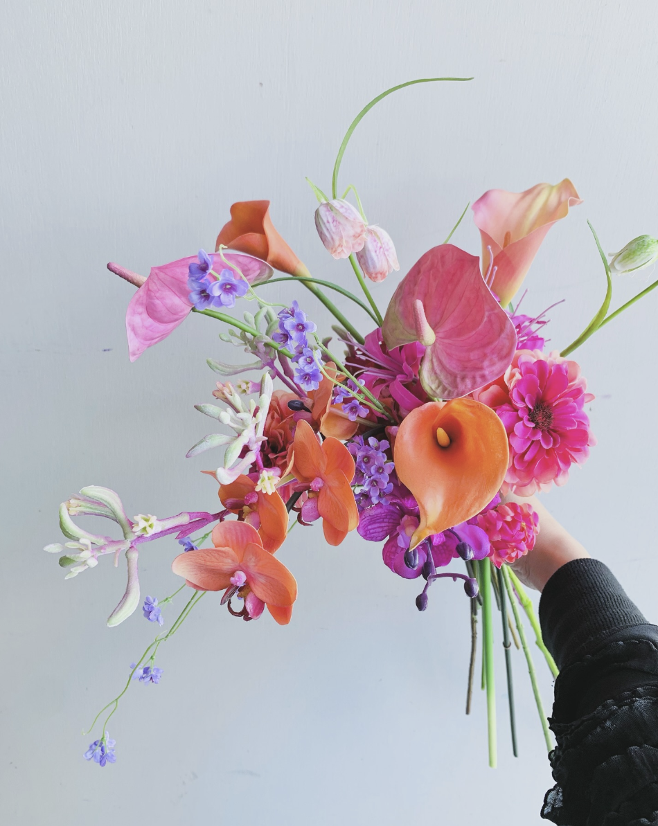 アートPOPな世界観「L.i.F design」のお花を独占特集